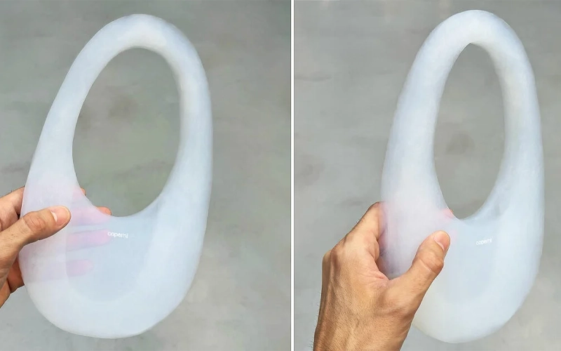 تصویر کیف ساخته شده از هوا ژل 