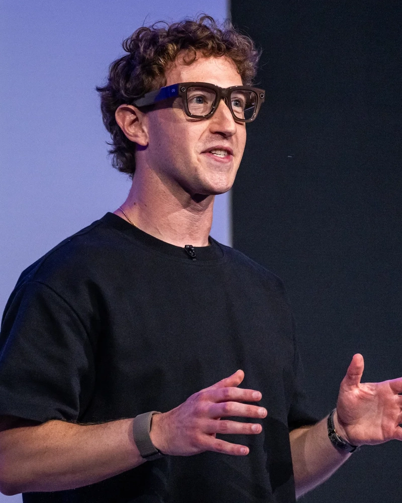 نقشه مخفیانه زاکربرگ